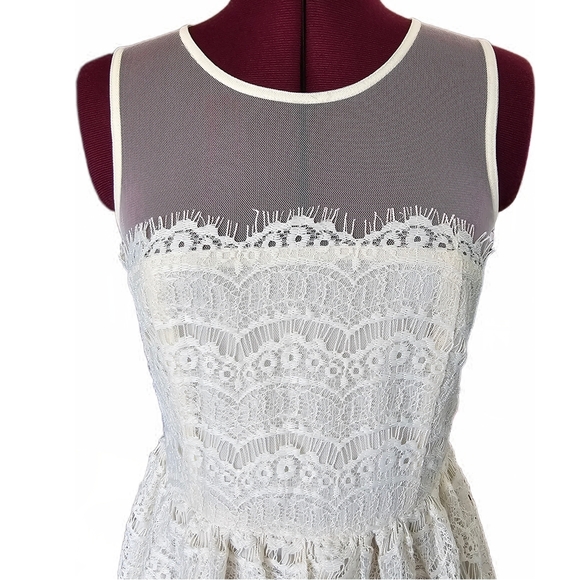 En Creme From Nordstrom Cream Lace Sheer Midi Dress NWT - Picture 3 of 16